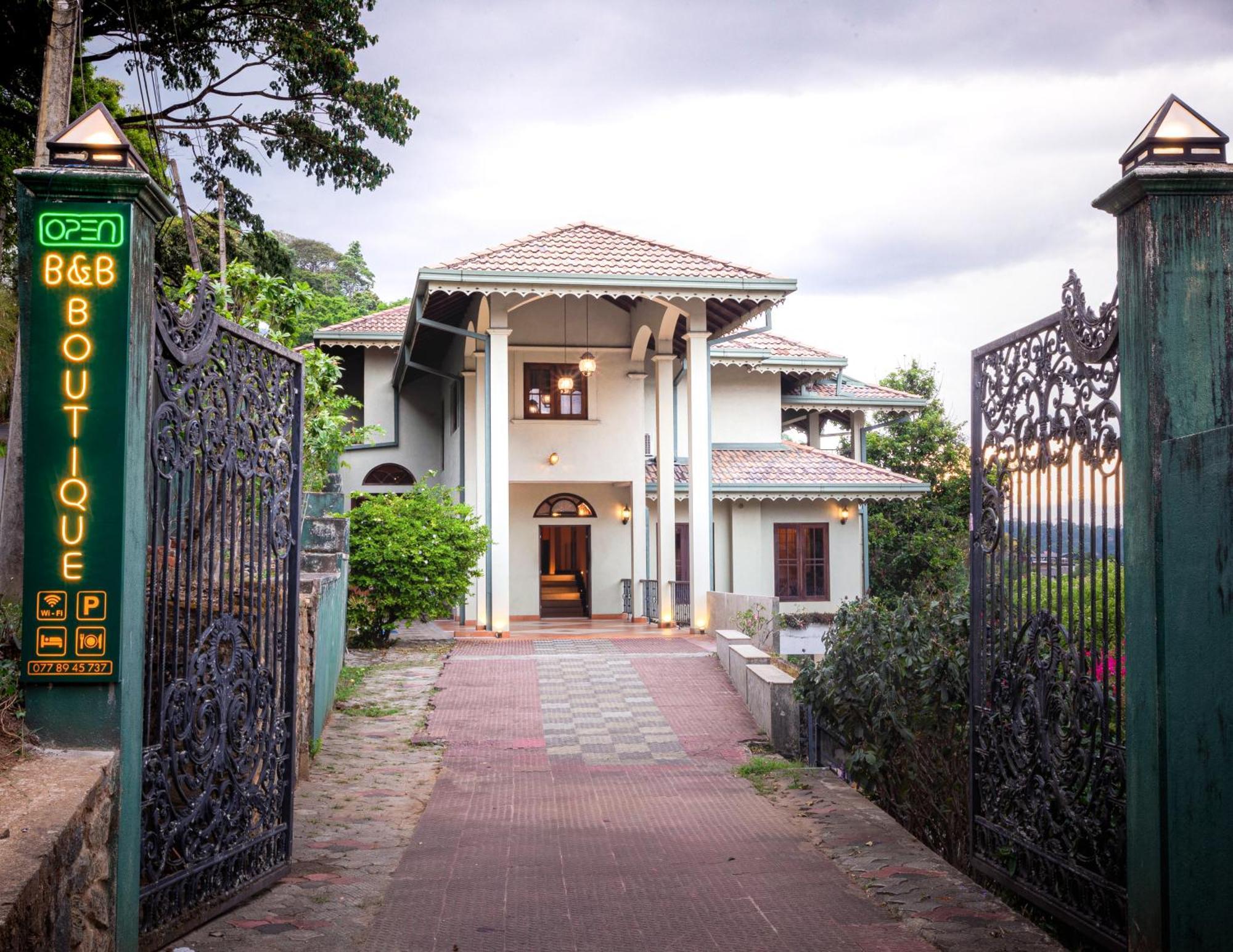 Starry Boutique Hotell Kandy Exteriör bild